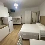 Borsh Apartments 公寓 *