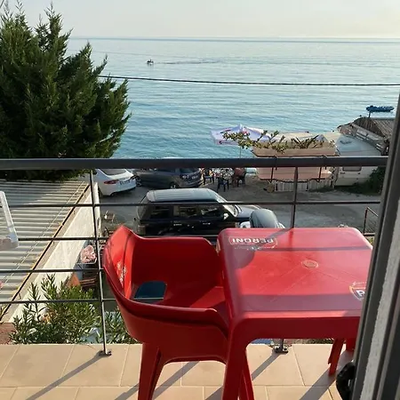 Borsh Apartments Apartamento