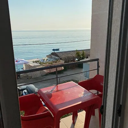 Apartmán Borsh Apartments *