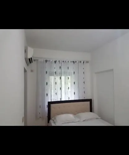 Borsh Apartments Apartman