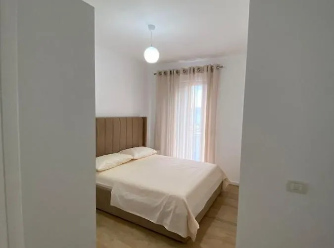 Borsh Apartments 博尔什